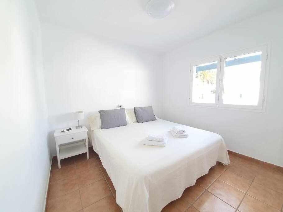 Costa Mathilda Apartment Tías Zewnętrze zdjęcie